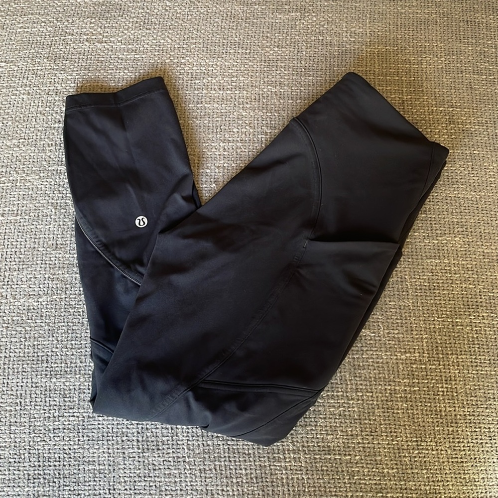 LIKE NEW LULULEMON Leggings! - Picture 6 of 11